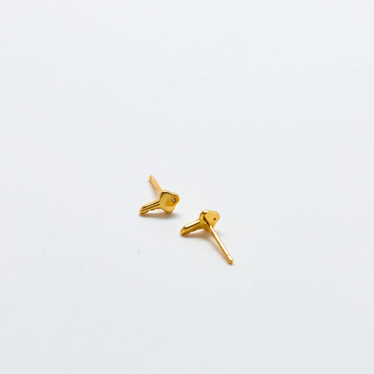 Gold Vermeil Pav¨¦ Cubic Zirconia Key Stud Earrings