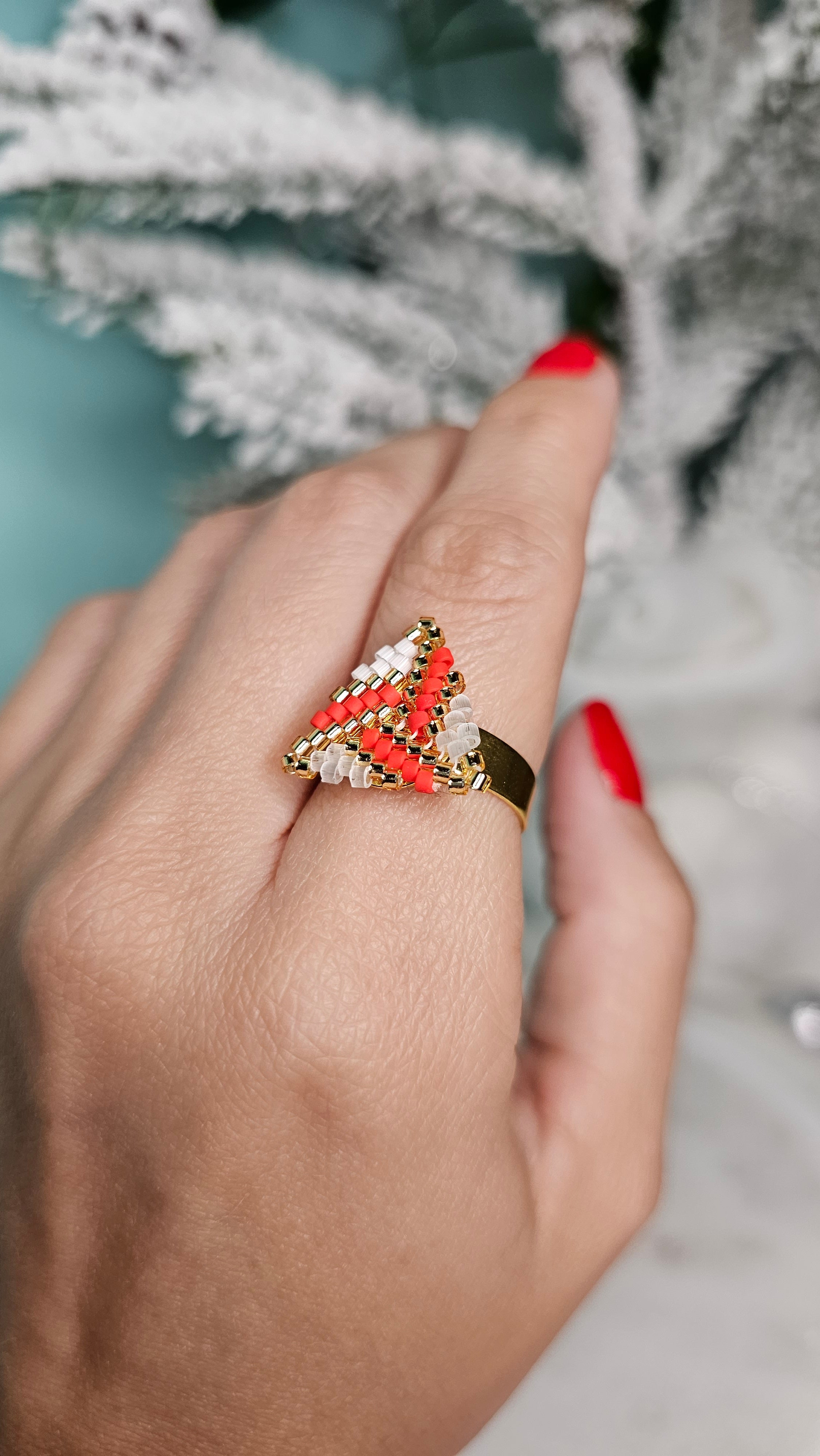 Iridescent Waves Triangle Ring