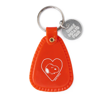 3P4 X Peanuts Valentine - Snoopy Heart Saddle Keychain